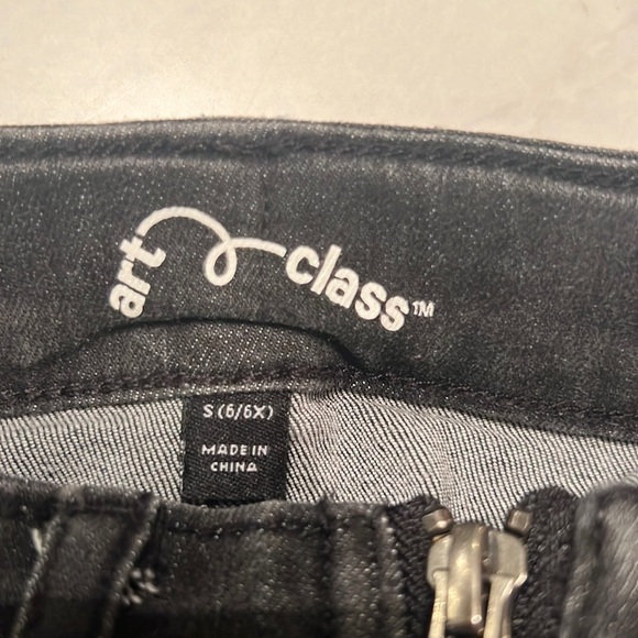 Art Class black denim skirt size Small 6/6X​​ - Picture 2 of 5
